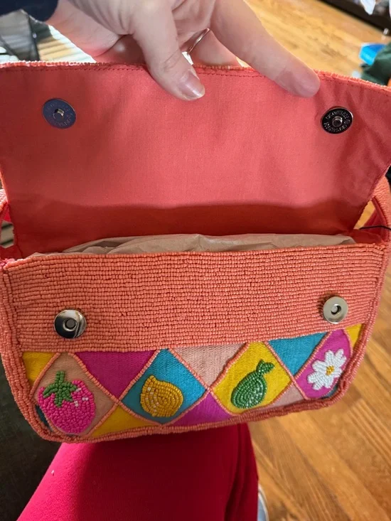 Coral beaded Patchwork Shoulder Bag - Picture 9 of 13